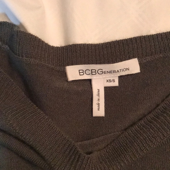 Sweater - Picture 2 of 2